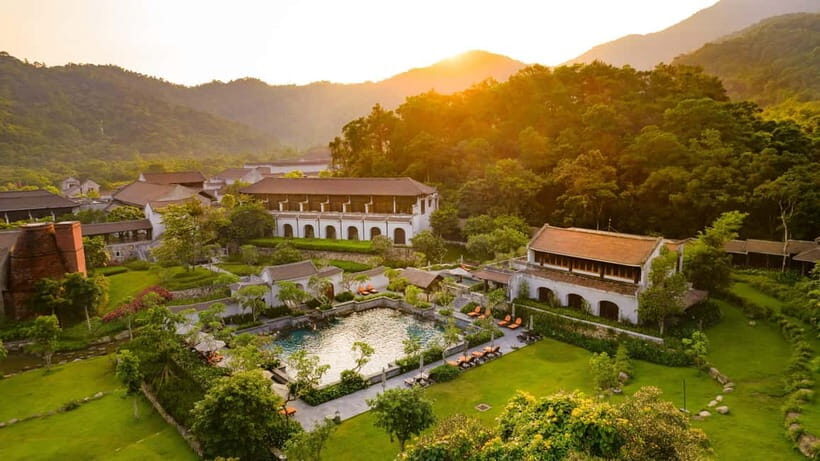 Ha Noi: Yen Tu Mountain - UNESCO Cultural Heritage Day Tour - Lunch at a local restaurant: what included means for value