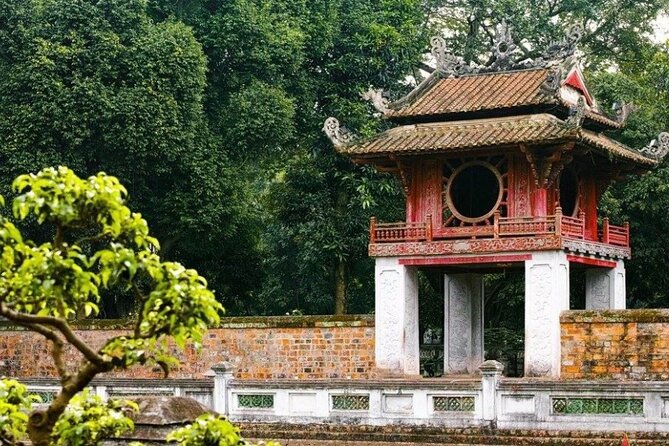 Half City Tour in Ha Noi - Temple of Literature and Quốc Tử Giám: Hanoi’s Education Landmark
