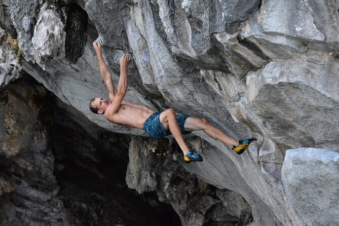 Half day Deep Water Solo - Deep Water Solo in Cat Ba: what you’re really signing up for