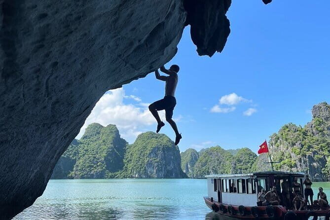 Half day Deep Water Solo - Getting there and getting your shoes right at 120 Núi Ngọc