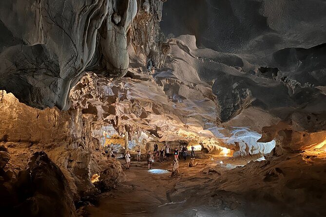 Half Day Explore Bai Tu Long Bay With Lunch, Cave and Kayaking - Kayaking (or bamboo boat): choose your comfort, keep the fun