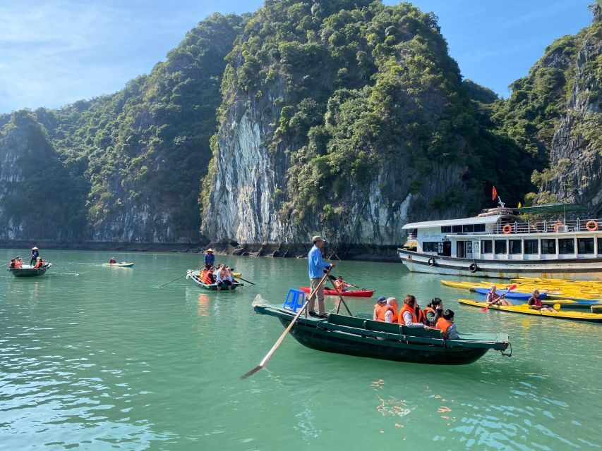 Half day Lan Ha Bay : Boat Trip , Kayaking,Snorkel - Kayaking in quieter coves: how to make the most of paddle time
