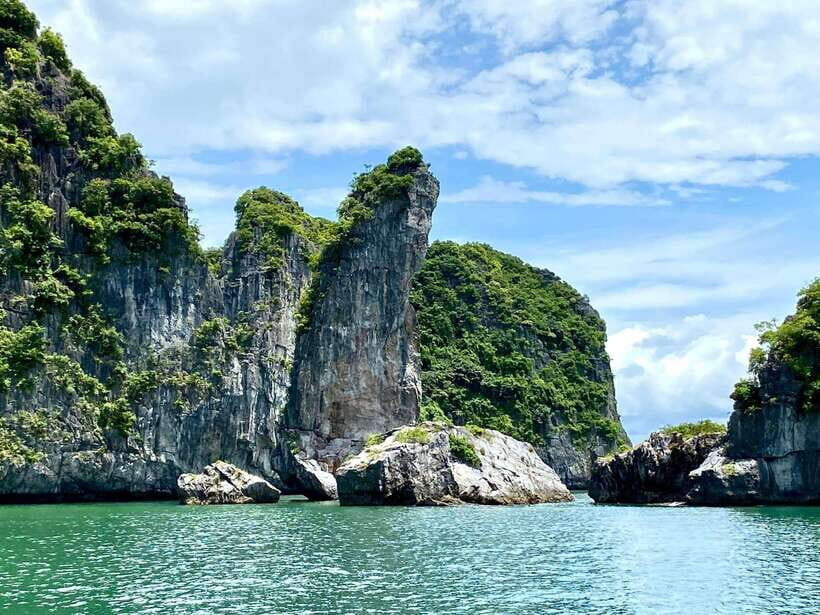 Half day Lan Ha Bay excursion ( 4 hours ): Kayaking, Snorkel - Morning vs Afternoon: How the Timing Changes Your Water Day