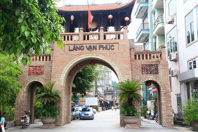 Half Day Tour Van Phuc Silk Village and Train Street Coffee - Quick hits you’ll care about