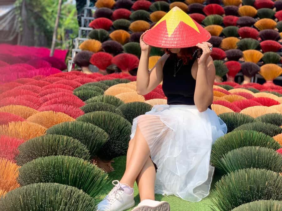 Half Day trip to Incense & Hat Villages with Train Street - Quang Phu Cau Incense Village: dyeing bundles and seeing the bigger factory side