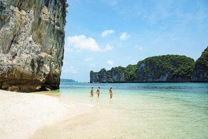 Halong Bay 2 Day Luxury Cruise 6 Star - Onboard comfort: luxury, yes, but also practical