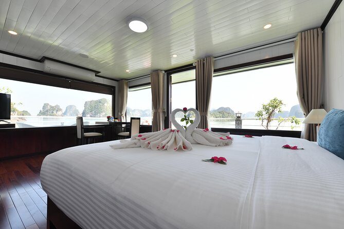 Halong Bay 2 Days 1 Night Included Transfer from Hanoi - Hanoi to Halong Bay: the transfer that sets the day’s pace