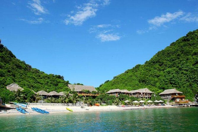 Halong Bay and Lan Ha Bay from Cat Ba Island: Cruise and Kayak Tour - Lunch included: good value, but watch the day’s extras