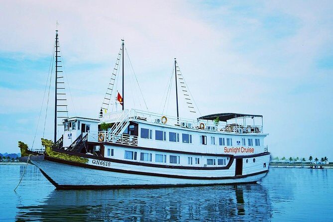 Halong bay boutique cruise 2 days trip: Kayaking, swimming & caving tours - Day 1: Surprising Cave and Titop island (the best mix of wow and practicality)