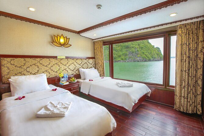 Halong Bay Cruise 3D2N - Kayaking Explorer & Round-trip transfer from Hanoi - Kayaking on Halong Bay: how to make it feel worth the effort