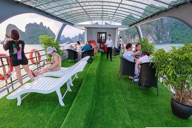 Halong Bay Cruise - Day Tours - Ba Hang fishing village: a human stop, not just a photo stop