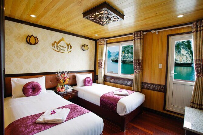 Halong Bay Cruise With 4 Star for 2days/ 1night all included - Sunset and overnight anchoring near Cong Dong – Cong Do