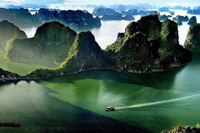 Halong Bay Cruise With 4 Star for 2days/ 1night all included - Crowds, timing, and the plastic problem you might see