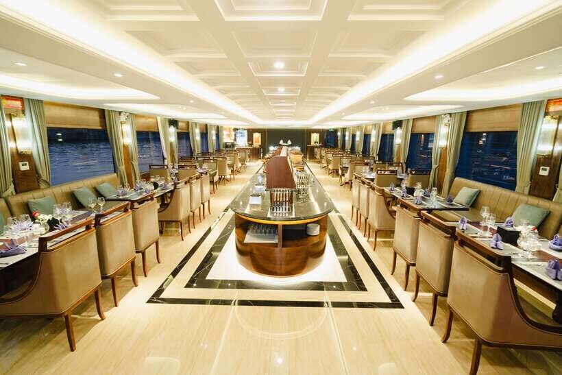 Halong bay day tour: Best seller IRIS CRUISE with live band - Small details that affect your day more than you think