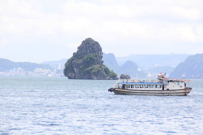 Halong bay Full Day Cruise trip: kayaking, surprise cave, titop island, lunch - Hon Ga Choi Island and lagoon time: kayaking that actually adds variety