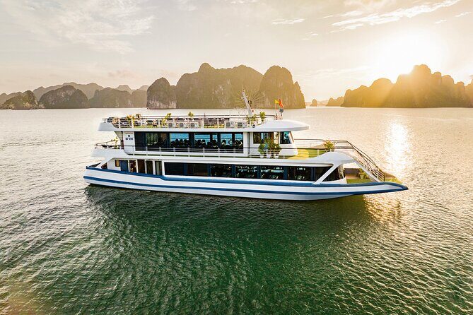 Halong bay Luxur Cruise Day trip: Buffet lunch & Limousine bus - Key things that make this Halong Bay trip worth your time