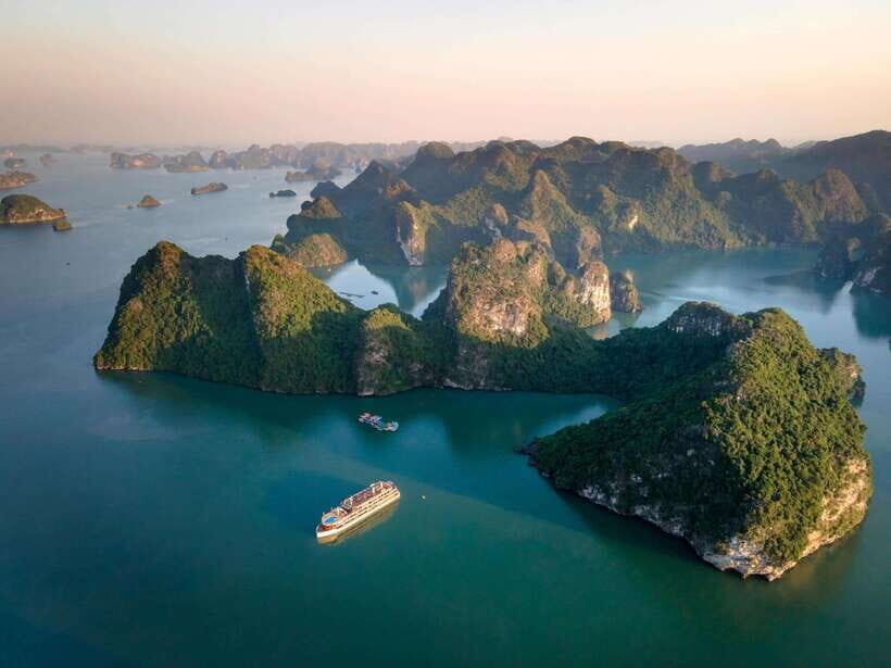 Halong Bay Luxury Cruise: Kayak&Swim,Cave, Party BEST SELLER - Key points to know before you go