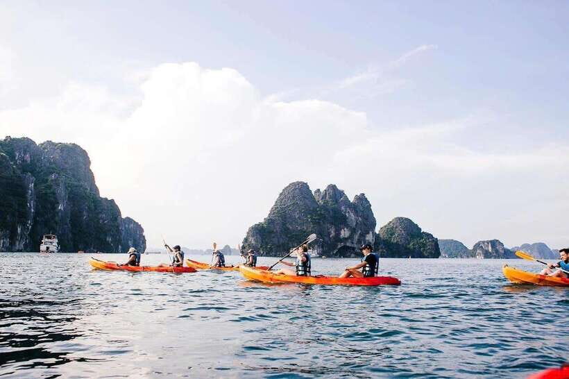 Halong Bay Luxury Cruise: Kayak&Swim,Cave, Party BEST SELLER - The 5-stars buffet lunch and sunset party: eating well makes the whole day better
