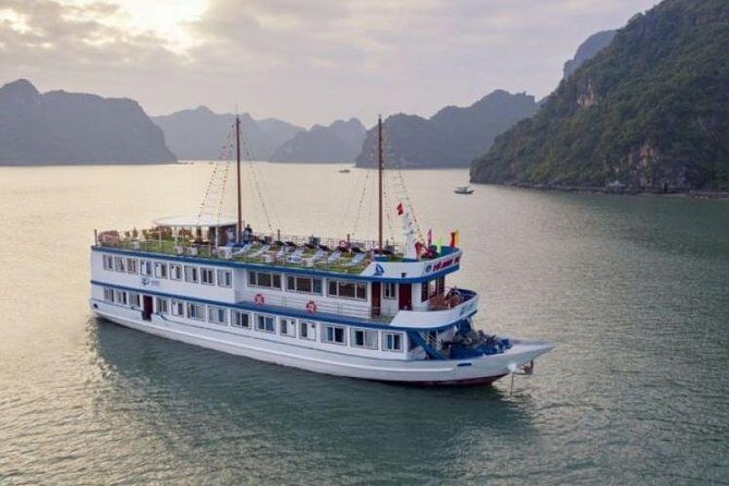 Halong Bay Overnight Cruise 2Day,1 Night with 4 Star Luxury - Quick hits before you book