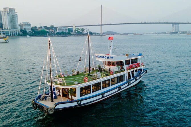 Halong Bay Shore Excursion 6 Hour Private Cruise from Cruise Port - Key things that make this private Halong Bay cruise worth your time