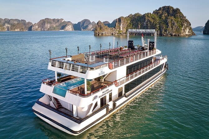 Halong Bay Shore Excursion 6 Hour Private Cruise from Cruise Port - English-speaking guide support: why it feels stress-free