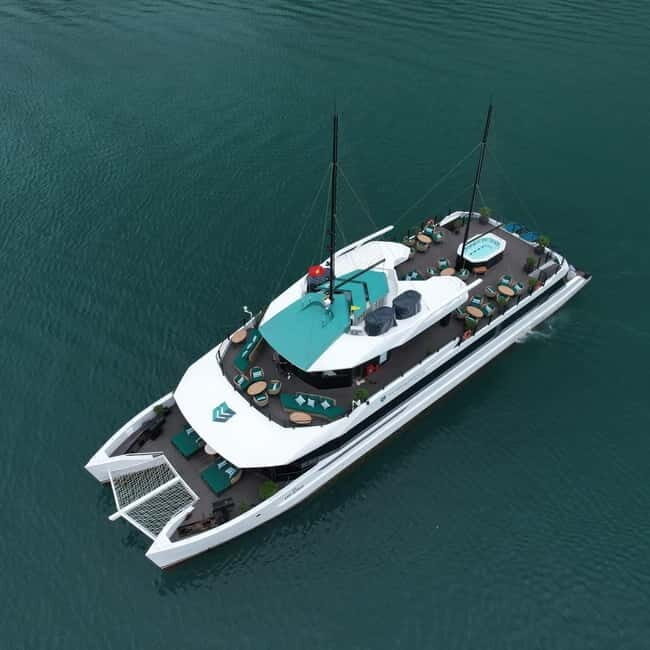 Halong & Lan Ha Bay 1-Day Catamaran Cruise from Hanoi - Lunch on board: where the value is actually hiding