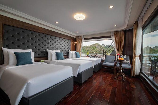 HaLong - LanHa Bay 1 Night On The 2nd Deck with La Pandora Cruises - Dark & Bright Cave: what to expect and how to enjoy it well