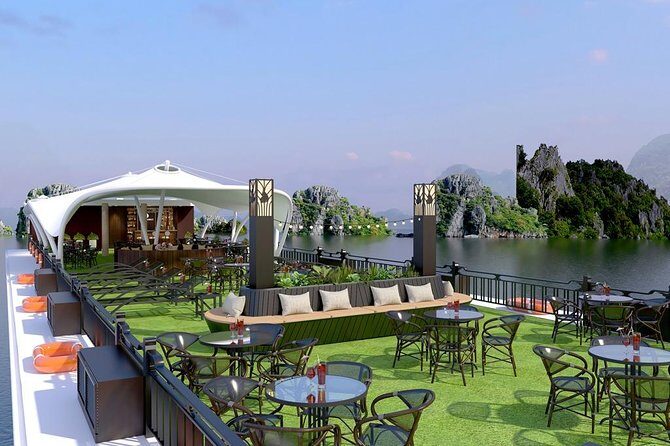 Halong Luxury Cruise 2D/1N: Kayaking, Swimming, Titop island, meals, best prices - Meals onboard: seafood-focused lunches and dinners that actually land