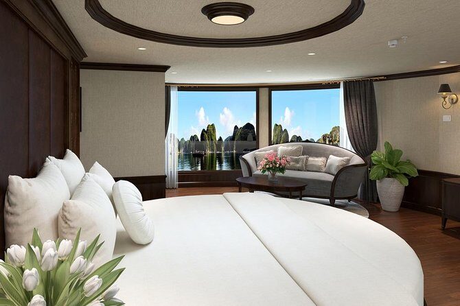 Halong Luxury Cruise 2D/1N: Kayaking, Swimming, Titop island, meals, best prices - Crowds, trash, and weather: how to set expectations