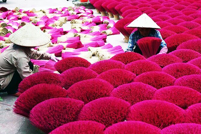 Handmade Incense Making Activity in local village from Hanoi - Key things that make this incense day work