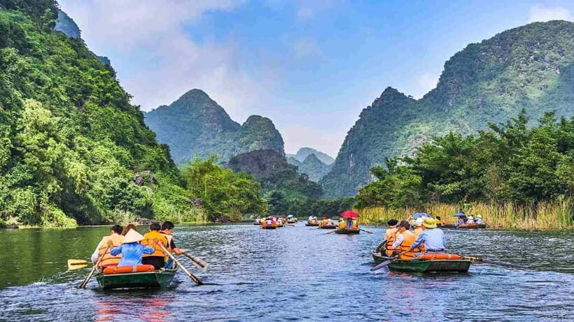 Hanoi: 2-Day Ninh Binh Excursion & Cuc Phuong Park Wildlife - Mua Cave Nearly 500 Steps: The View You Came For (So Pace Yourself)
