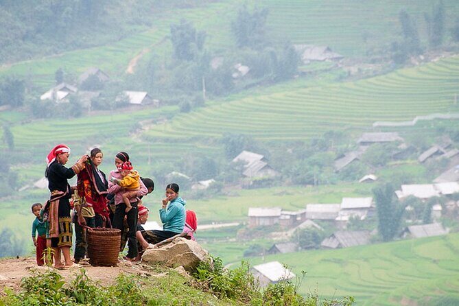 Hanoi- 2 Days Sapa moutain trekking with Local Guide and Homestay - Guides and care: the names that keep showing up