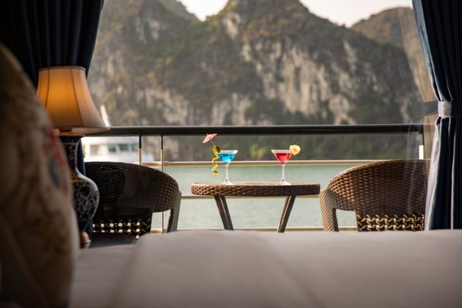 Hanoi: 3-Day Ninh Binh and Lan Ha Bay Cruise with Homestay - Day 2 on the water: Eo Ech area kayaking, sunset time, and cave options