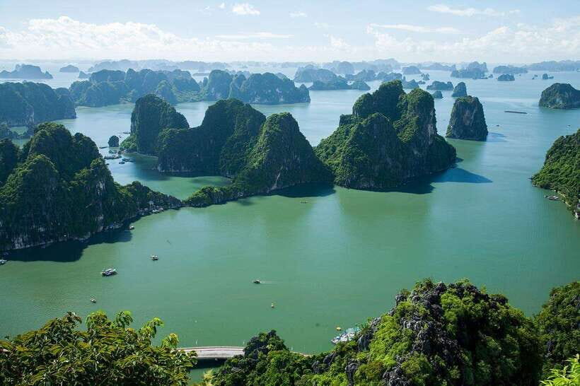 Hanoi: 5-Star Halong Bay Cruise with Lunch, Jacuzzi & Party - Key things to know before you go