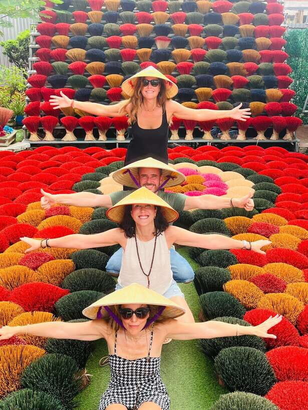 Hanoi: Artisan Tour with Incense, Hat-Making, or Ceramics - Photo and craft tips that make the day smoother
