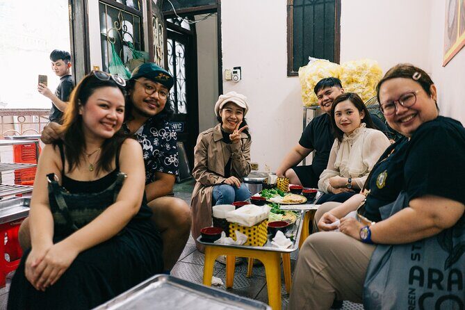 Hanoi Authentic Local Food Tasting Tour - Old Quarter storytelling while you eat