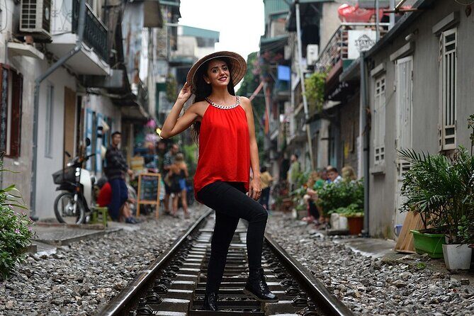 Hanoi: Bat Trang Pottery class & Train Street Private Tour - A Few Smart Tips Before You Go