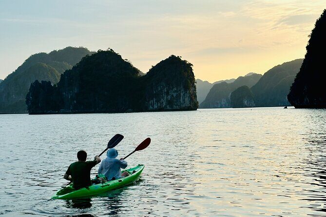 Hanoi/Cat Ba: Full day CatBa National Park - LanHa Bay Adventure - Viet Hai Village: lunch at a local house, then cycling