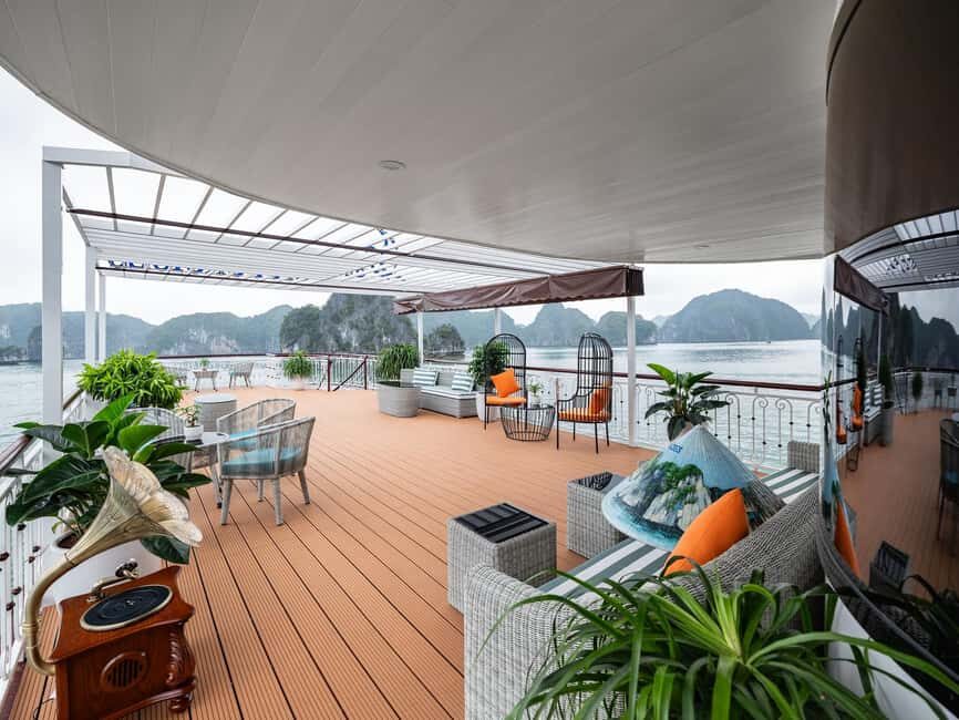 Hanoi/Cat Ba: Lan Ha Bay Day Cruise with Dark & Bright Caves - Ba Trai Dao beach and swimming time: clean water, plus tide-based snorkeling
