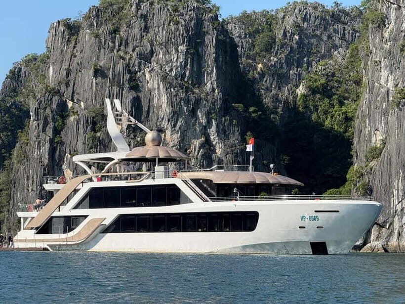 Hanoi: Cat Ba, Lan Ha & Ha Long Bay Luxury Cruise with Lunch - From Hanoi’s Old Quarter to Beo Harbor: The Long Logistics You Should Plan For