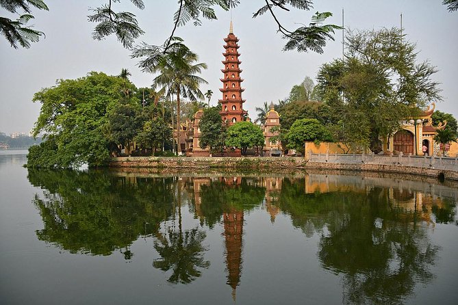 Hanoi City 1 Day Tour - Stop 1: Ho Chi Minh Mausoleum and Independence-Era Context