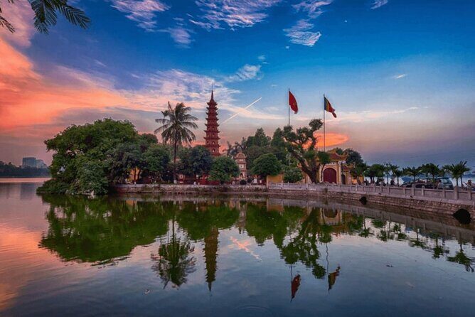 Hanoi City Highlights Tour: Food, Culture and Fun - Lunch in the Old Quarter: a real reset (not just a stop)