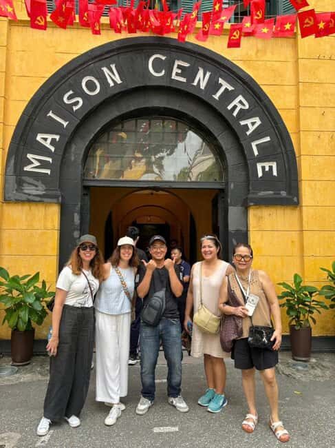 Hanoi City Highlights Walking Tour – Landmarks & History - Old Quarter mood on the small-group route: Ly Thai To Park and Hoan Kiem Lake