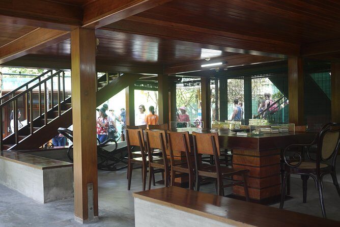 Hanoi city tour and water puppet show - Vietnam Museum of Ethnology: 54 ethnic groups in one day