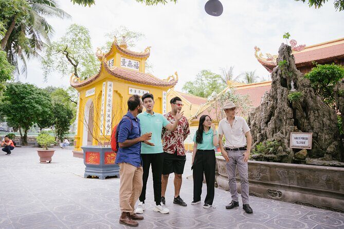 Hanoi City Tour with Lunch and Vegetarian Option - Vietnam Museum of Ethnology (or the Monday swap) for real-world context