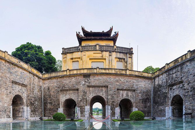Hanoi city tour with water puppet show- small group tour - A smart Hanoi route that leaves room for the water puppet show