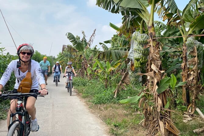 Hanoi Countryside By Bike & Local House and Food Tasting - Dong Ahn Rural Stop: Tea, Local Conversations, and Everyday Customs