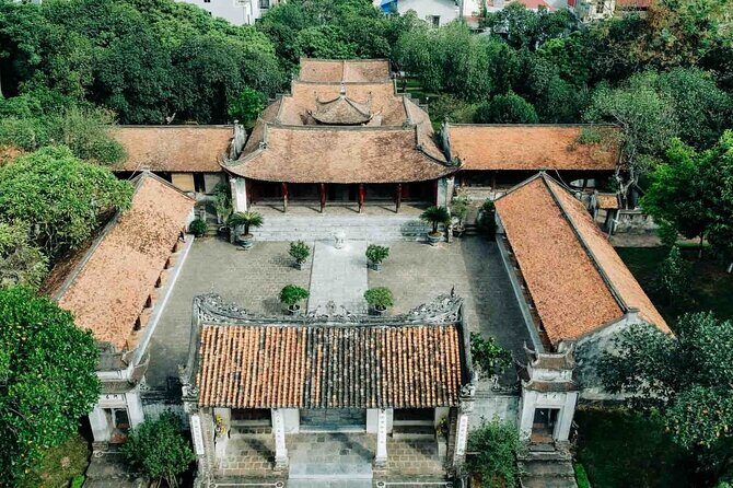 Hanoi Countryside Half-day Jeep Tour: Historical Co Loa & Fun - Co Loa Citadel: seeing Vietnam’s ancient capital in person