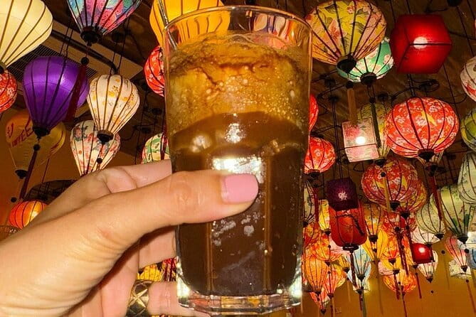 Hanoi Customized Street Food Walk with Train Street Experience - Duờng Tau (Train Street) at night: what the drink moment feels like