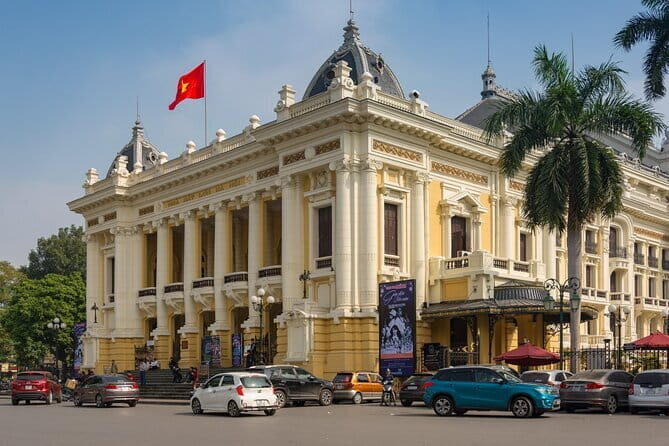 Hanoi Cyclo and Street Food Tour - Start in Hoàn Kiếm, End Near Café Minh